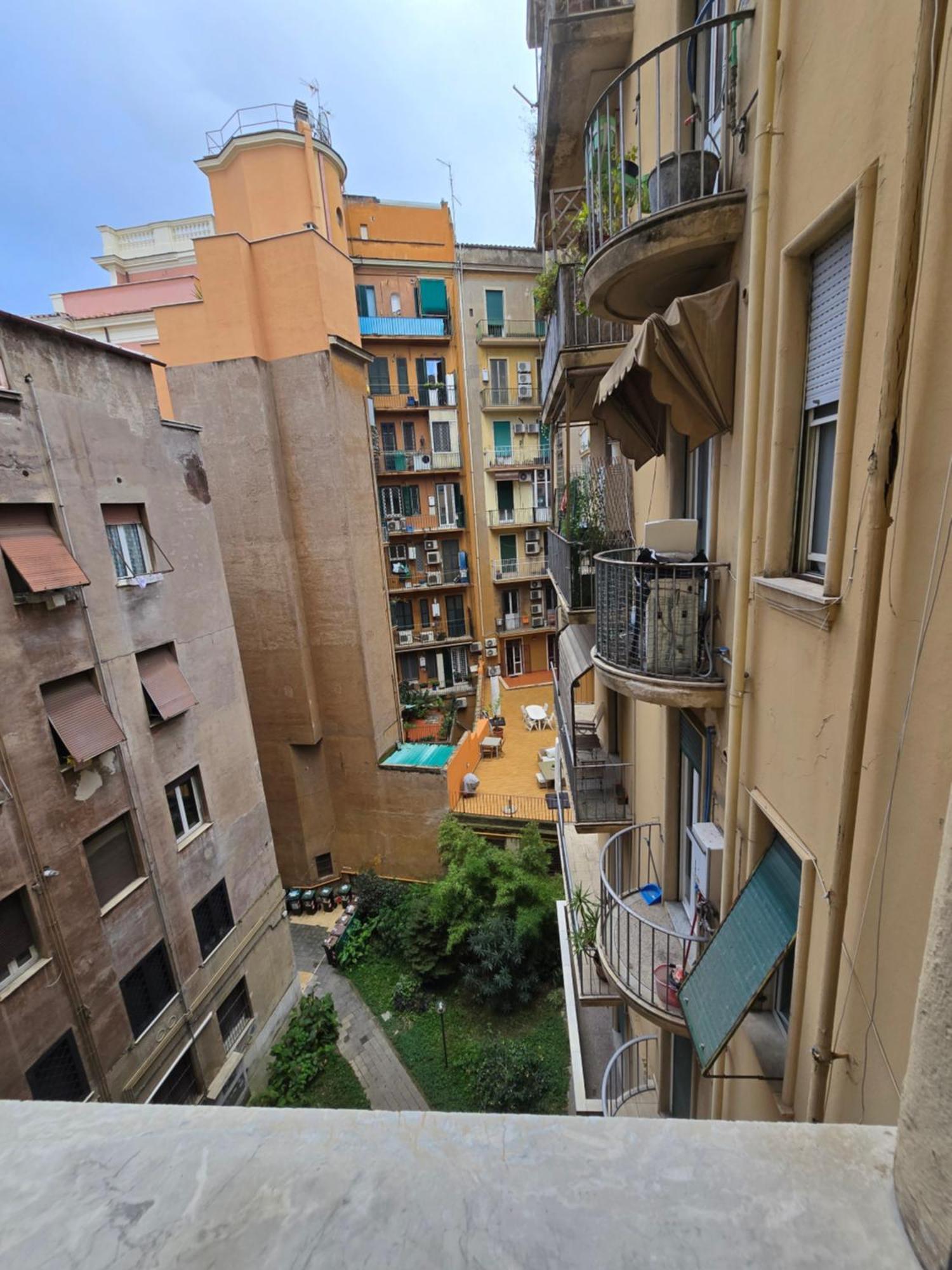 Appartamento Esquilino Di Yan Roma Eksteriør bilde